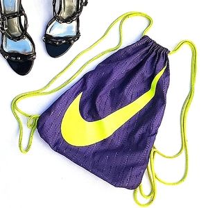 Nike Sling Bag